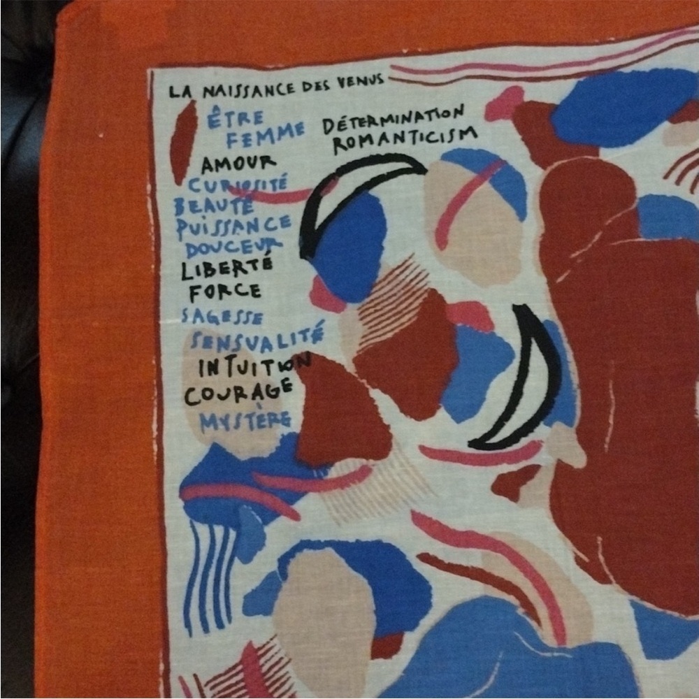 Sezane Birth of Venus scarf - Picture 4 of 4